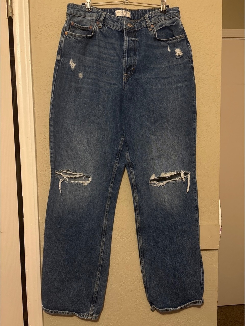 Free People High-Rise Distressed Blue Denim Jeans Size 32